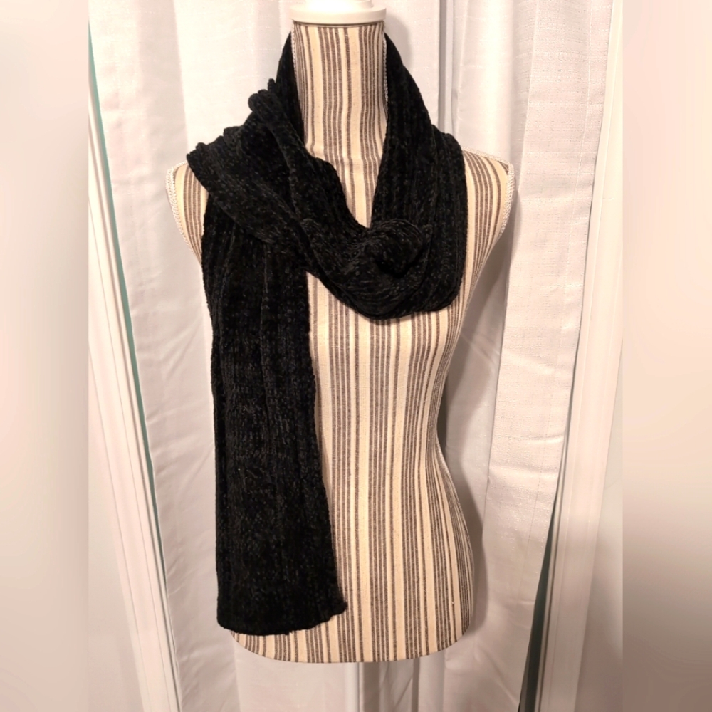 Outside Additions By Stan‎ Herman NEW Black Knit Soft Luxurious Scarf 70"